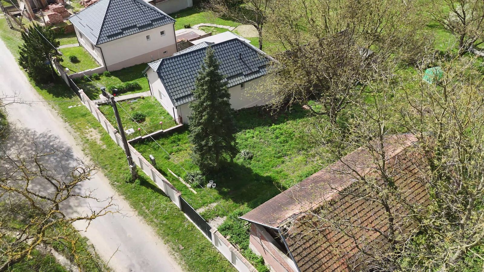 Gyűrűs estate view 4